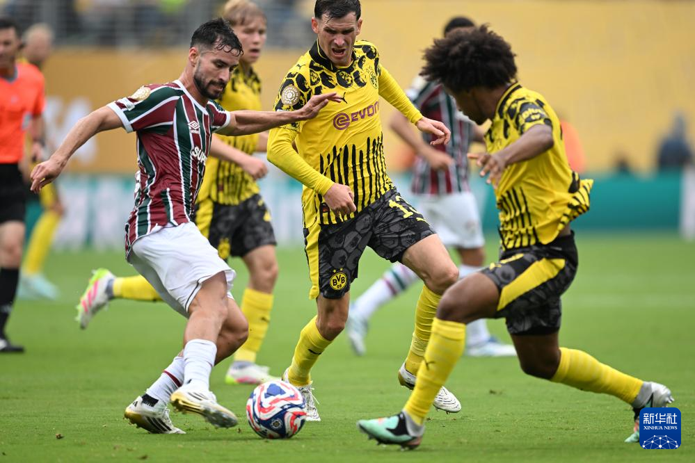 华体会-包含赛前多特蒙德强势反弹：欧超杯节点到来，话题不断，阵容厚度经受考验的词条
